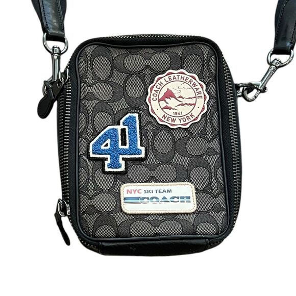 Coach Stanton Crossbody in Signature Jacquard with Ski Patches - Rare Design - Picture 2 of 9
